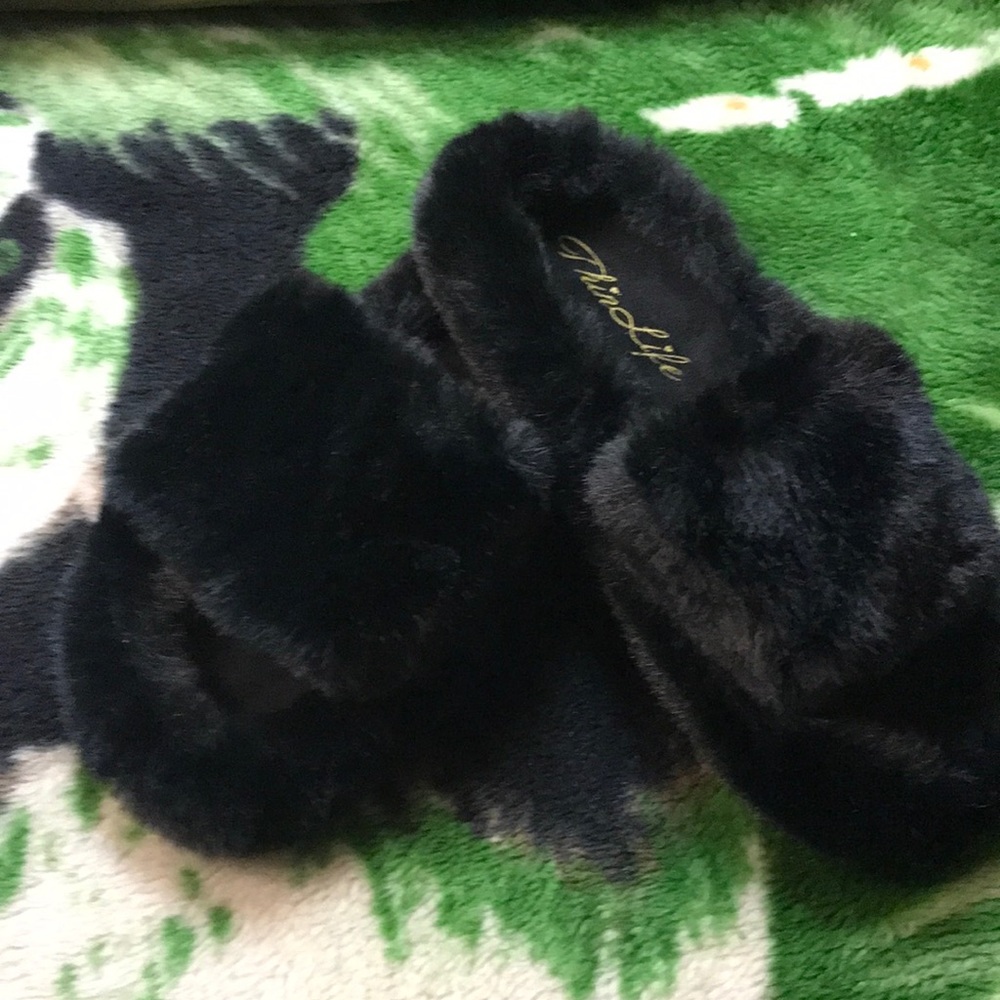 Slippers by Thin Life these are New
